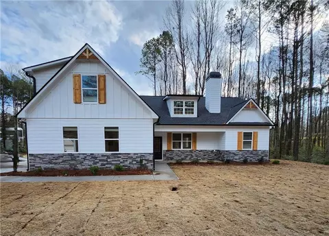 2209 Shady Grove Rd, Carrollton, GA 30116