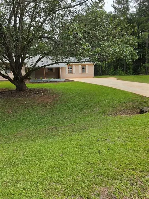 Exterior - 30 Stoneview Ter, Covington, GA 30016 photo 3 of 6
