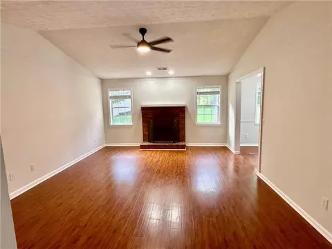 Living - 30 Stoneview Ter, Covington, GA 30016 photo 1 of 1