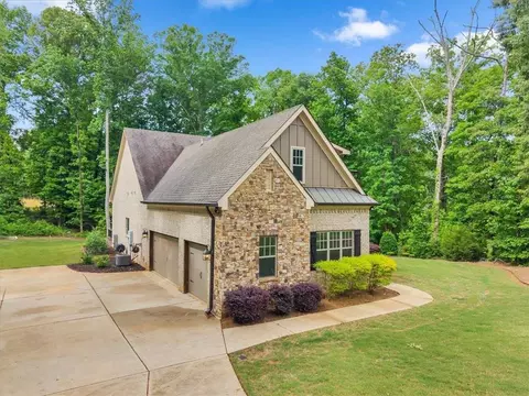 Exterior - 103 Heights Ave, Forsyth, GA 31029 photo 10 of 18