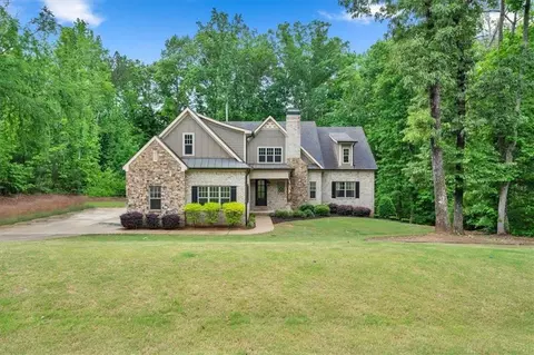 103 Heights Ave, Forsyth, GA 31029