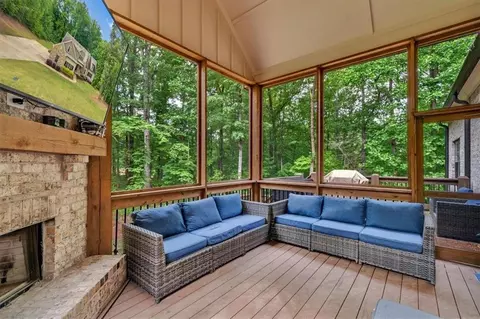 Exterior - 103 Heights Ave, Forsyth, GA 31029 photo 4 of 18