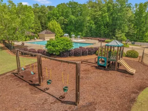 Exterior - 103 Heights Ave, Forsyth, GA 31029 photo 14 of 18