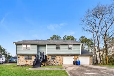 300 Renee Dawn Ct, Riverdale, GA 30296