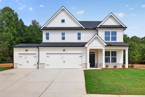 354 Flying Eagle Dr, Commerce, GA 30529