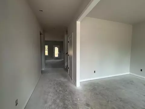 Entry Way - 354 Flying Eagle Dr, Commerce, GA 30529 photo 1 of 1