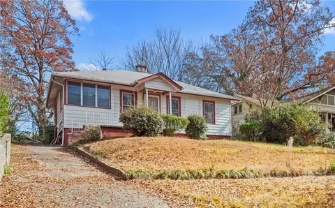 785 N Elizabeth Pl NW, Atlanta, GA 30318