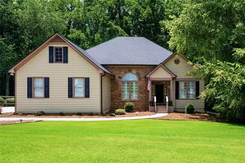 6155 Ivey Manor Dr, Cumming, GA 30040