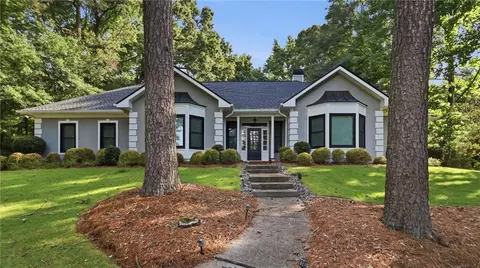 3591 Wynterset Dr, Snellville, GA 30039