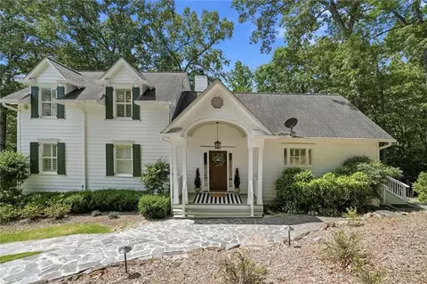 380 Fredricks Cv, Dawsonville, GA 30534