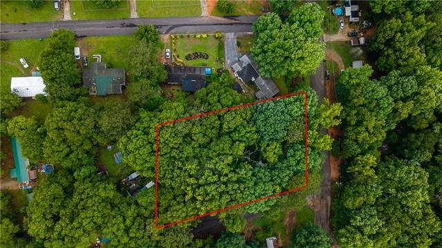 136 Wolf Creek Ln, Locust Grove, GA 30248