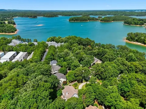 2085 Habersham Marina Rd, Cumming, GA 30041