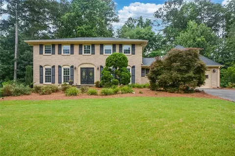 2355 N Peachtree Way, Atlanta, GA 30338