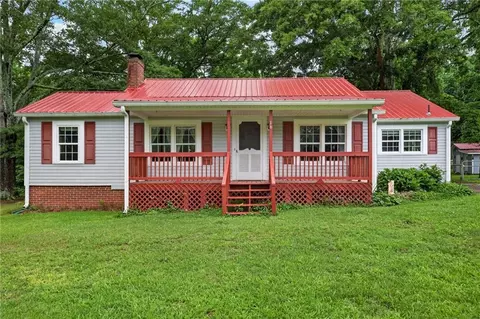16 Garrett Ave, Bremen, GA 30110