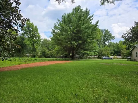 2715 Huff Dr N, Lawrenceville, GA 30044