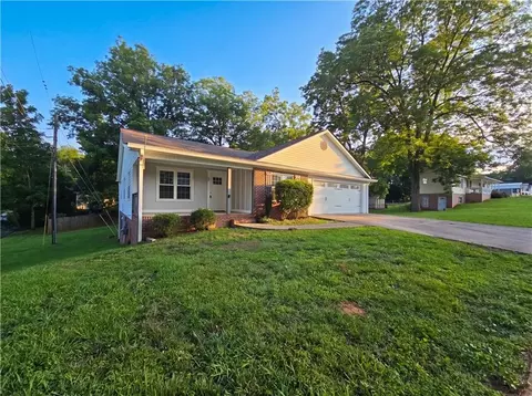 Exterior - 45 Griffith St, Buchanan, GA 30113 photo 2 of 5