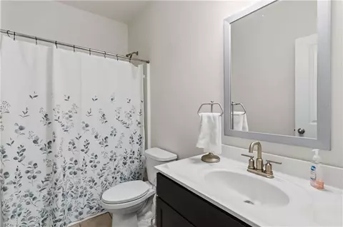 Bath - 217 Sebastian Cv, Hampton, GA 30228 photo 1 of 6