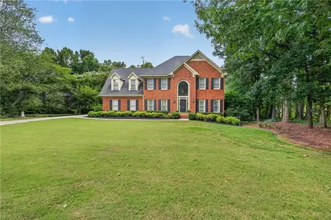 1800 Brookstone Dr, Snellville, GA 30078