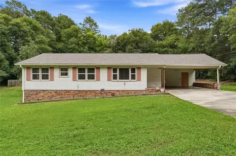 399 Donahoo Rd SE, Silver Creek, GA 30173