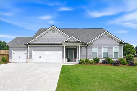 155 Cherokee Rose Ln, Hoschton, GA 30548