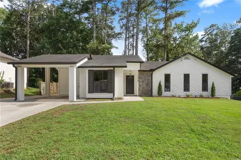 2238 Leslie Brook Dr, Decatur, GA 30035