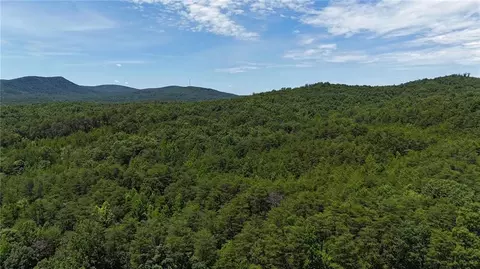 587 E Valley Rd NE, Rydal, GA 30171