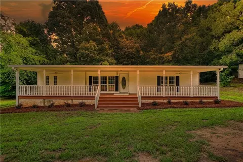 420 Long Piney Rd, Mansfield, GA 30055