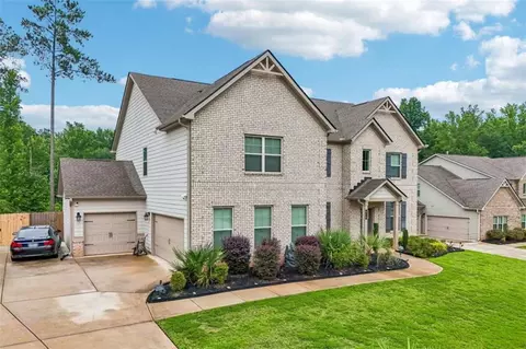 Exterior - 415 Traditions Ln, Hampton, GA 30228 photo 3 of 18
