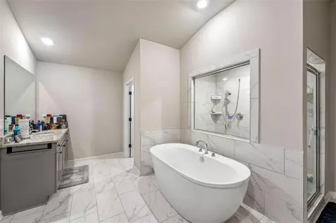 Bath - 415 Traditions Ln, Hampton, GA 30228 photo 5 of 6