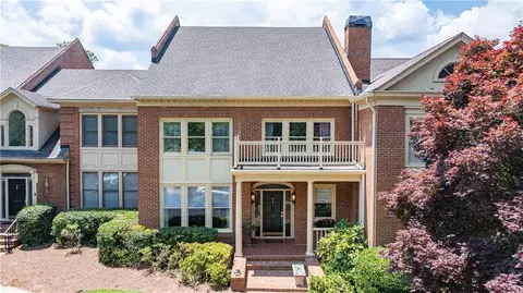 3010 Riverside Rd #3010, Roswell, GA 30076
