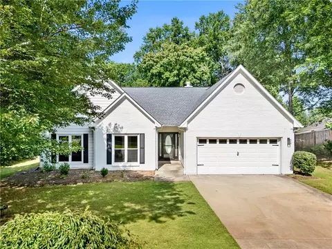 1525 Keystone Dr, Suwanee, GA 30024