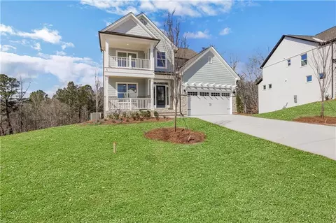 7048 Manchester Dr, Flowery Branch, GA 30542