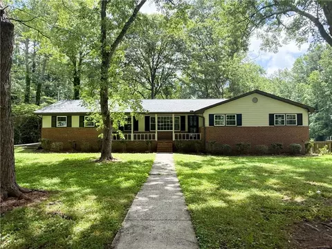 420 Creekview Ct, Marietta, GA 30064