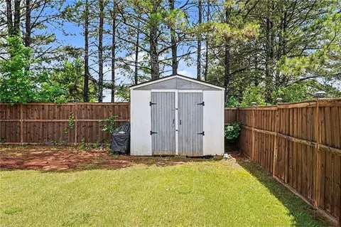 Exterior - 1391 Buckingham Ct, Hampton, GA 30228 photo 9 of 10