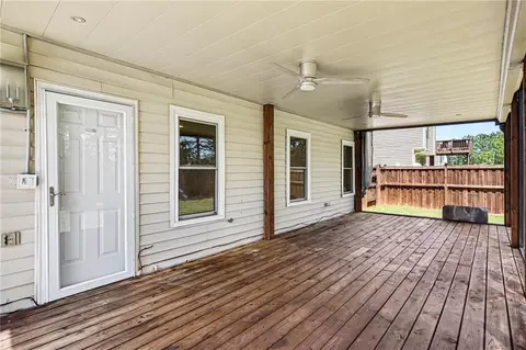 Exterior - 1391 Buckingham Ct, Hampton, GA 30228 photo 5 of 10
