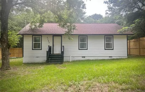 4283 Worsham Ave, Macon, GA 31206