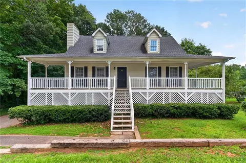 279 Maplewood Ln, Acworth, GA 30101