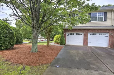 4477 Black Hills Dr NW, Acworth, GA 30101