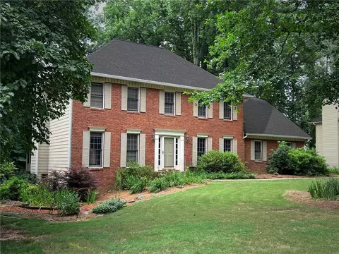 11205 Wilshire Chase Dr, Johns Creek, GA 30097