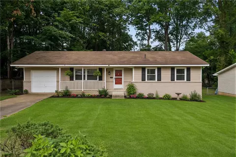 8845 Ashwood Dr, Riverdale, GA 30274