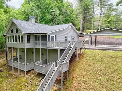 71 Chinquapin Pl, Blairsville, GA 30512