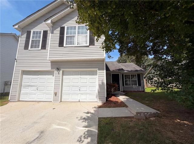 3045 Stonebridge Creek Dr, Lithonia, GA 30058