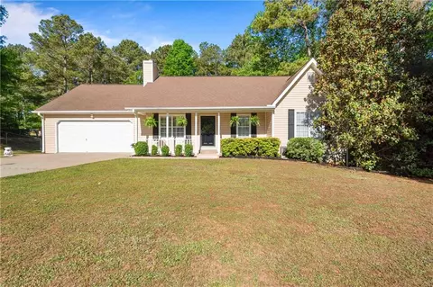 153 Creek Side Dr, Mcdonough, GA 30252