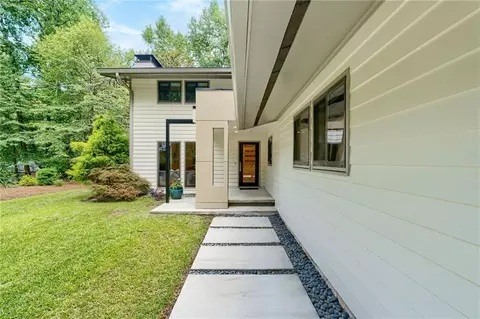 2668 Lake Rd, Tucker, GA 30084