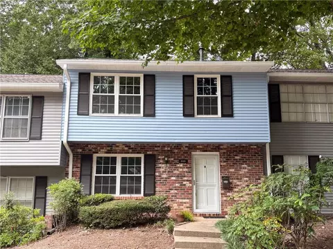 383 Leisure Ct SW, Marietta, GA 30064