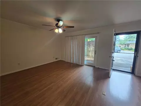 Living - 3309 Stonecrest Ct, Atlanta, GA 30341 photo 3 of 3