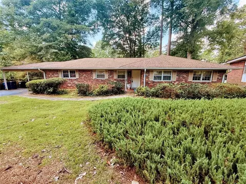 2677 Lancaster Dr, East Point, GA 30344