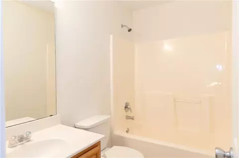 Bath - 502 Streamside Pl, Canton, GA 30115 photo 5 of 5