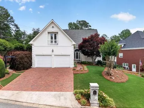 5327 Claridge Sq, Dunwoody, GA 30338