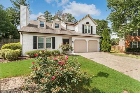 4330 Abbotts Pointe Ct, Duluth, GA 30097 photo 4